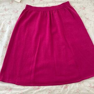 ST JOHN Rasberry Knit Skirt Size 14